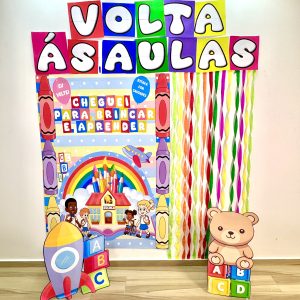 PAINEL Volta às aulas com muito encanto!